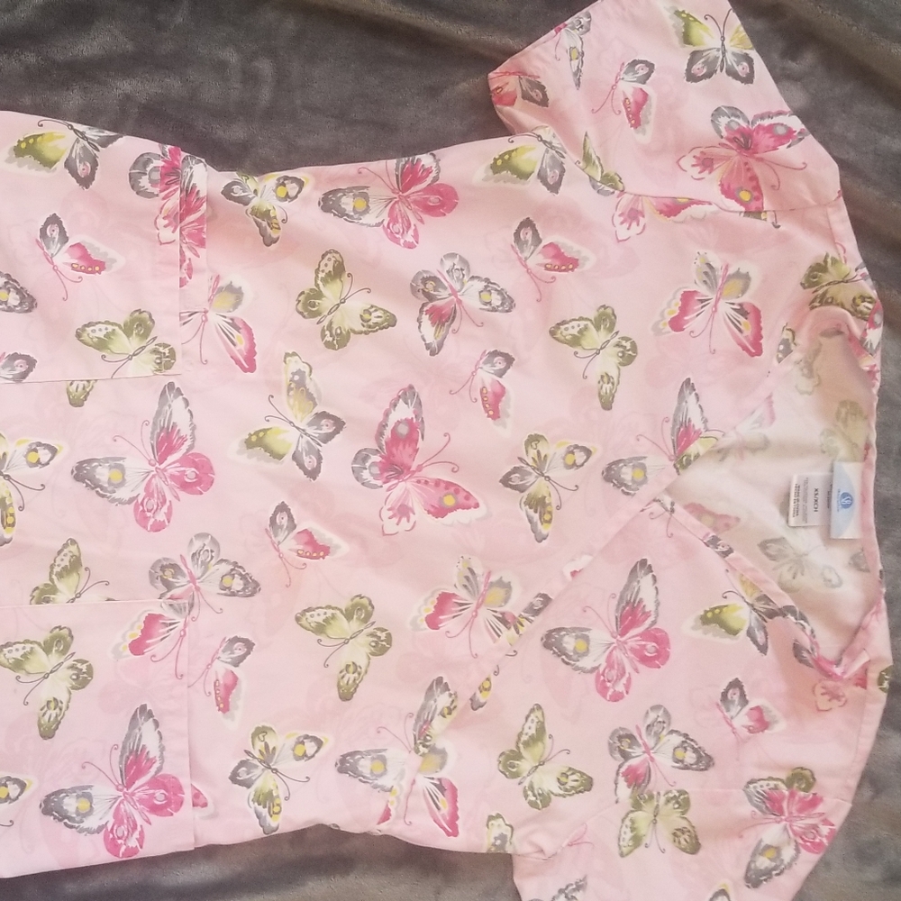 Scrubs top